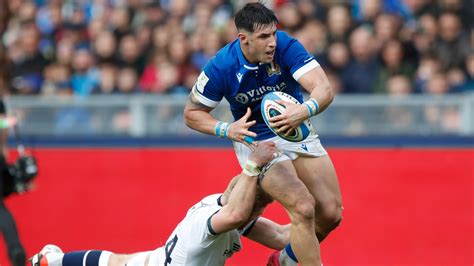 Eight Irish in 6N team, as Aki misses out on top award .